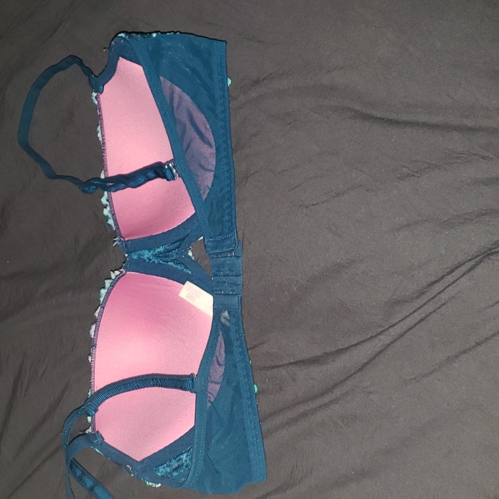 Victorias secret PINK push up bra - Picture 6 of 10